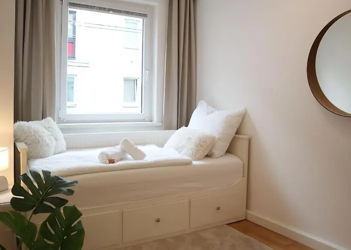 Charming, Modern & Spacious Apartman *